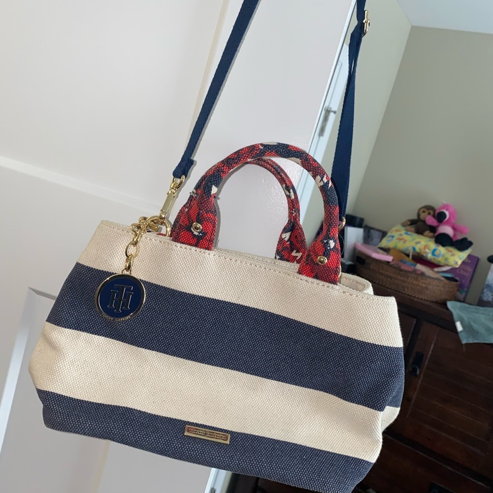 Tommy Hilfiger bag